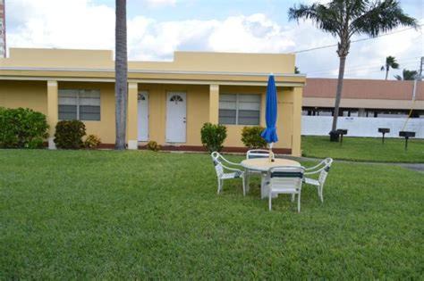 The Monterey Beach Resort St. Pete Beach Extérieur photo